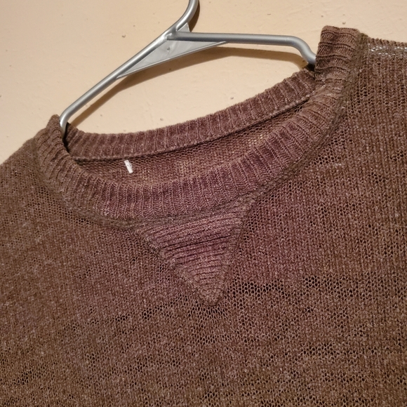 Sweater - Picture 4 of 4